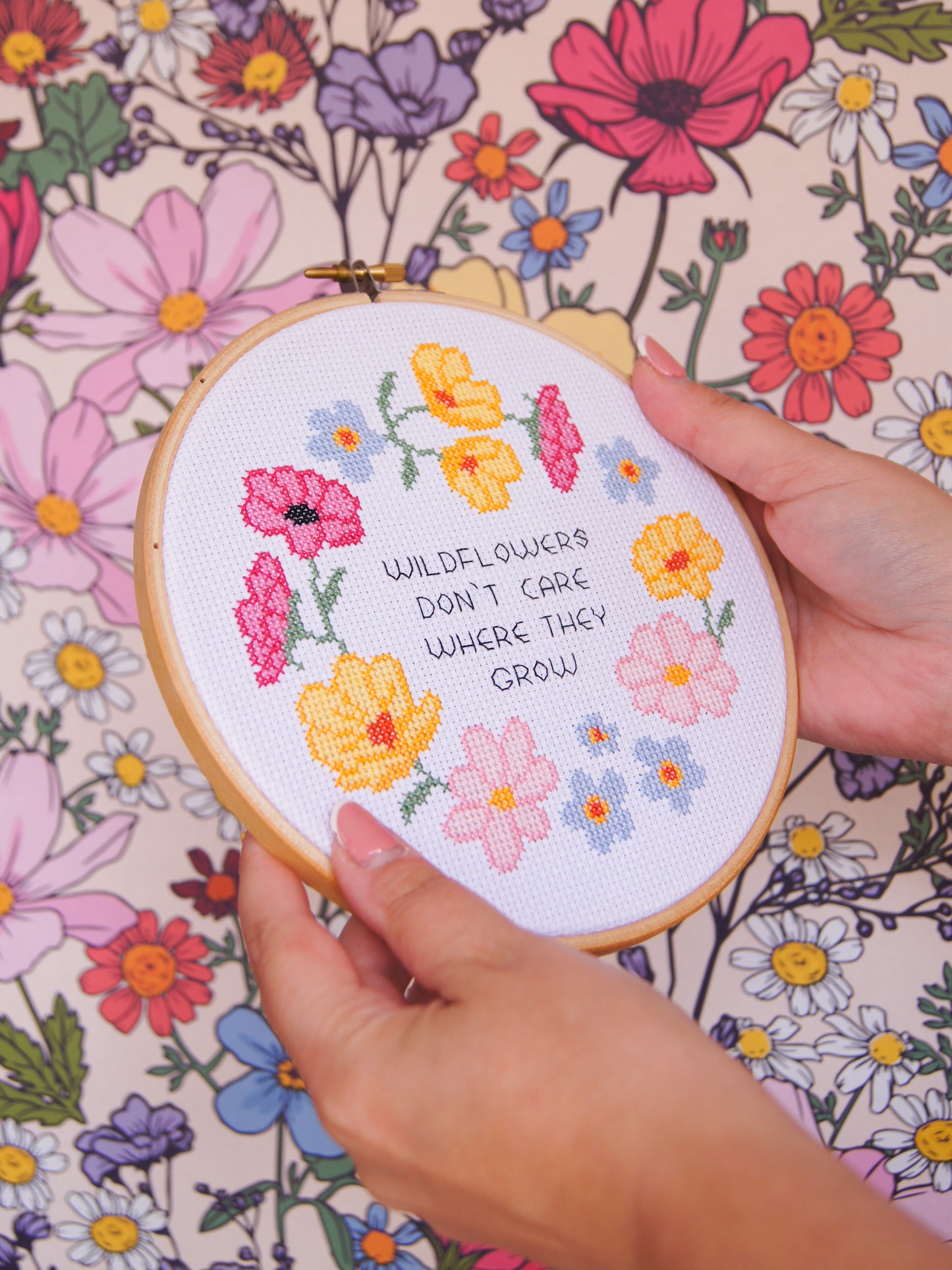Wildflowers 7" Cross Stitch Kit | Oh So Daisy Collaboration
