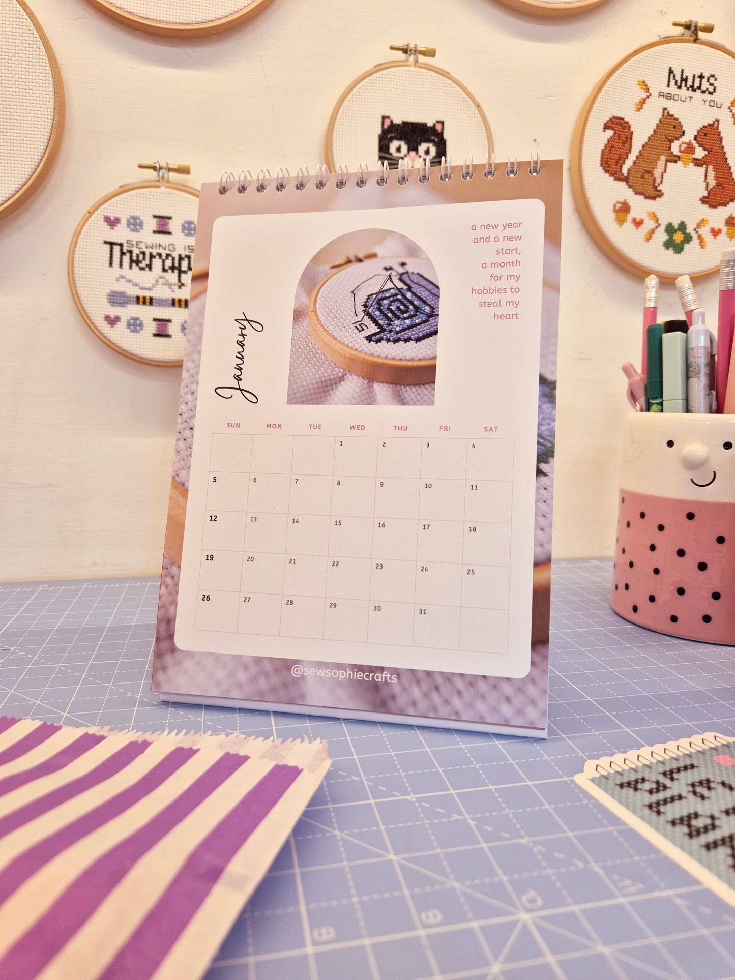 2025 Desk Calendar