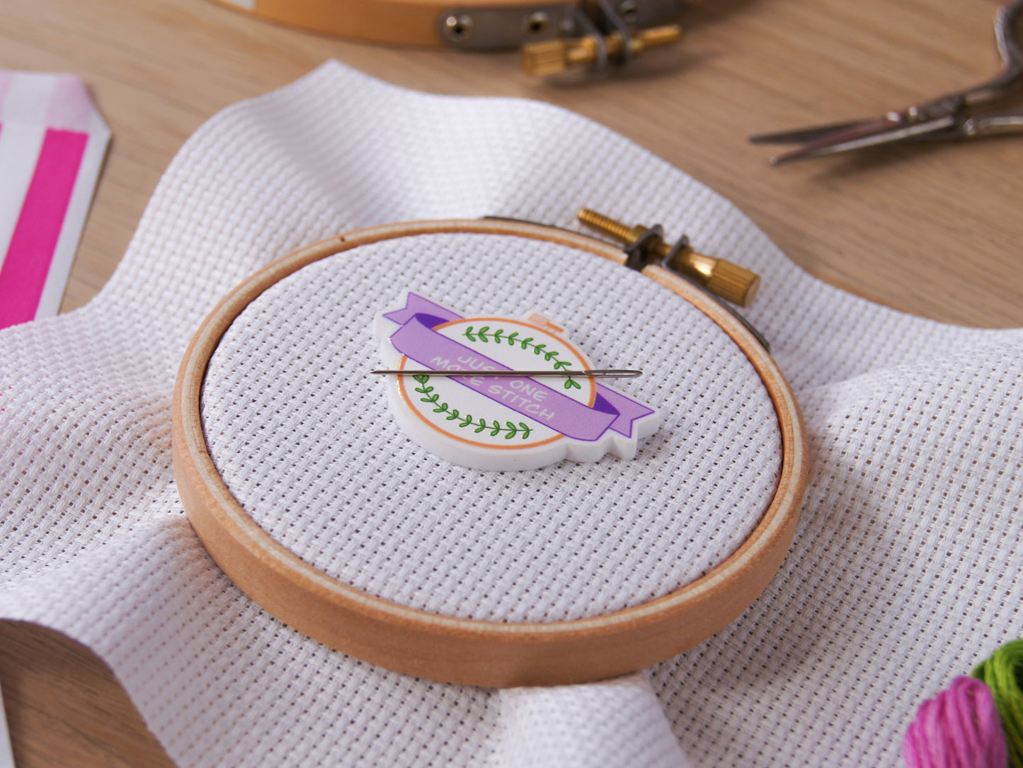 Just One More Stitch Magnetic Needle Minder