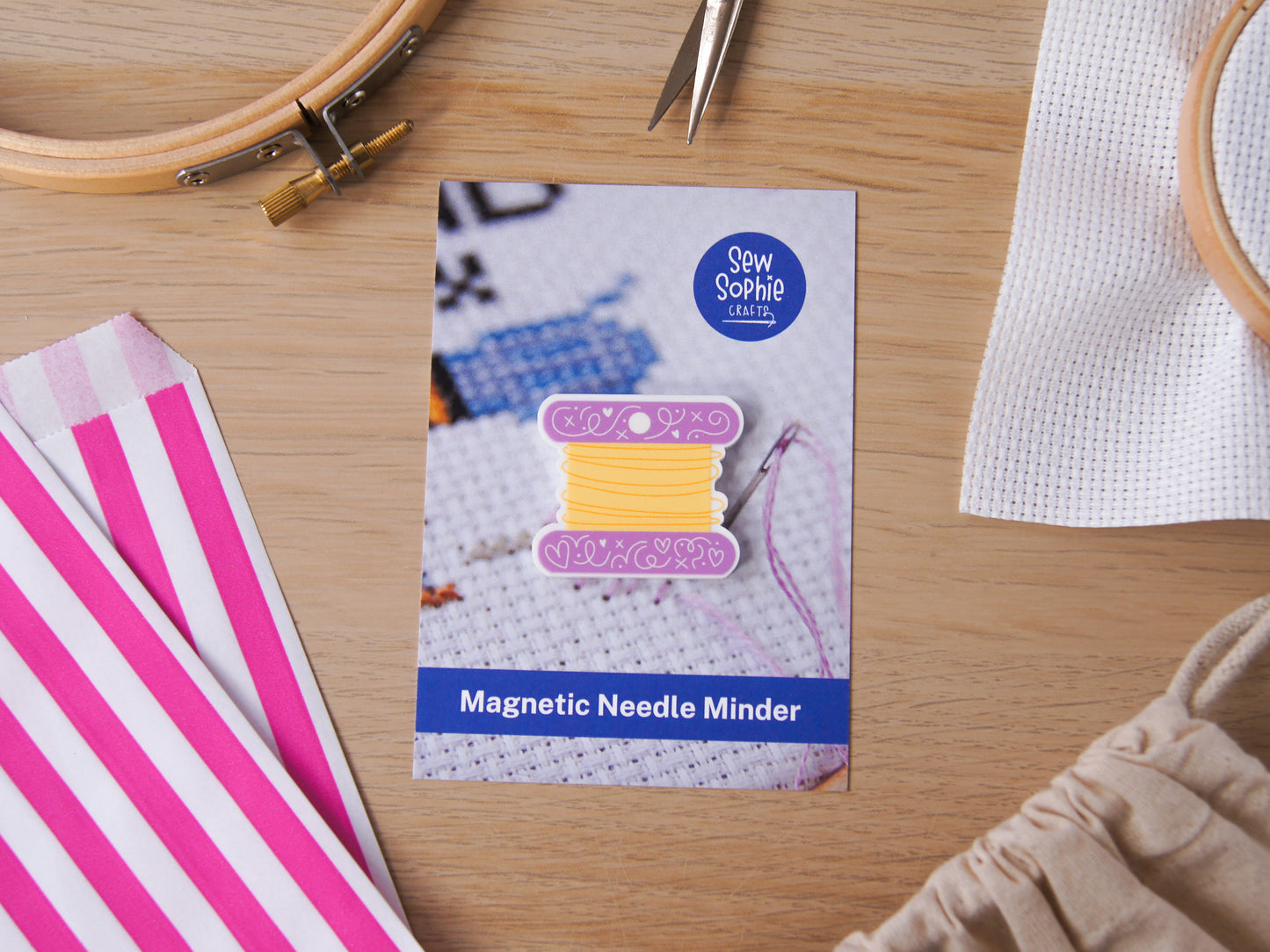 Thread Bobbin Magnetic Needle Minder