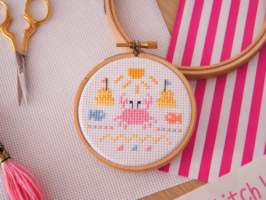 Summer Crab 3" Cross Stitch Kit